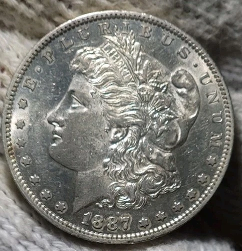 1887-o Morgan Silver Dollar Brilliant Uncirculated Slight Cameo & Mirrors