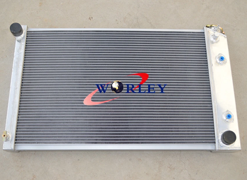 Radiador de aluminio de 3 filas para Chevy Chevrolet Camaro GMC 5,0 L 5,7 L 1970-1981 AT Foto 2 de 4