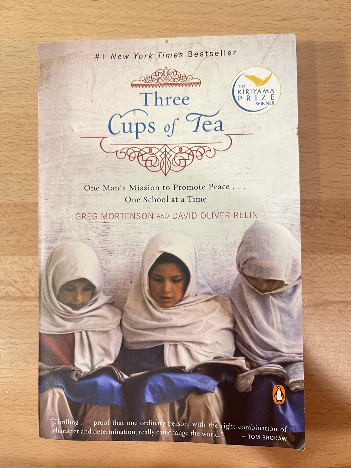 THREE CUPS OF TEA by Greg Mortenson a paperback book Pre Owned