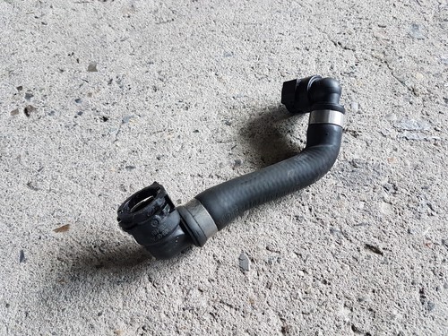 BMW 5er F07 F10 F11 LCI 535d N57Z Schlauch Turbolader-Kühlmittelpumpe 8515235