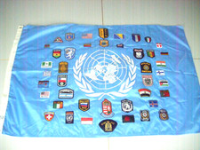 Rarität Original Flagge * UNITED NATIONS *  blau + div. Police Patches Abzeichen