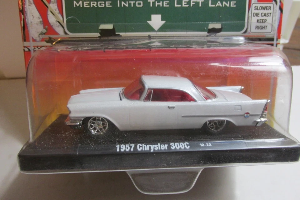 M2 Machines 1957 Chrysler 300c Free Shipping - Image 2 of 3