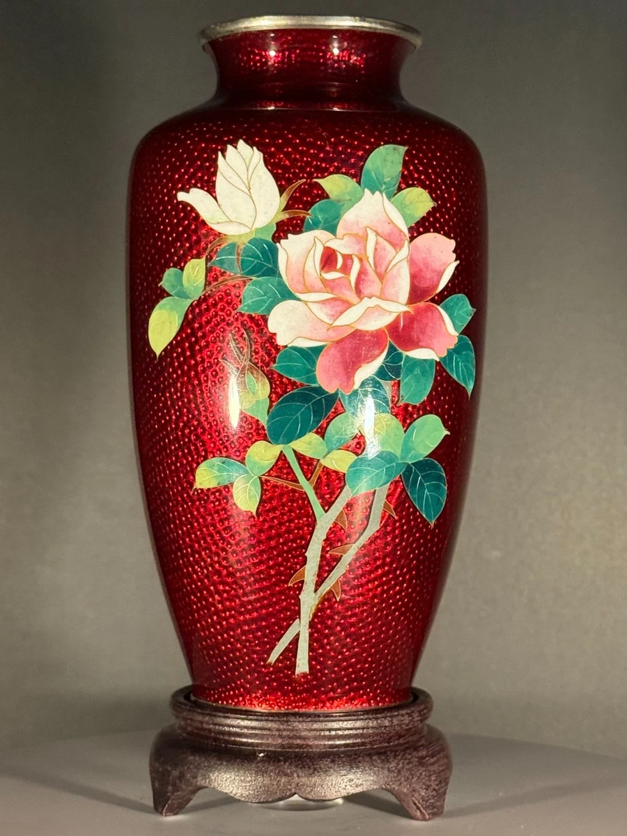 五彩花瓶 五彩花鳥文瓶 | 景徳鎮窯 | 収蔵品詳細 | 作品を知る | 東京富士美術館