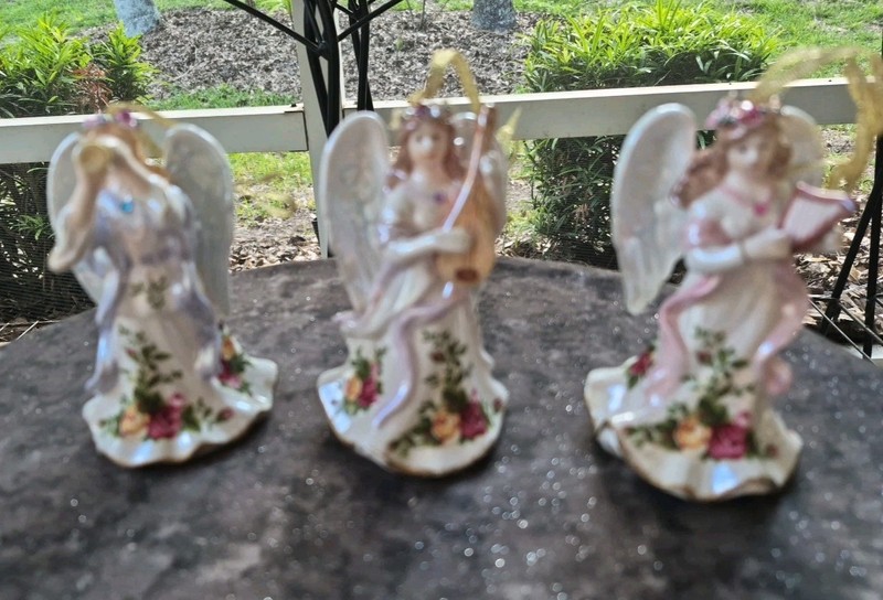 Set 3 Royal Albert Old Country Roses Musical Christmas Angel Figurine Ornaments