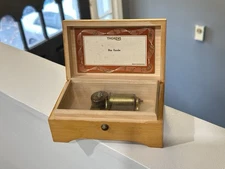 Thorens blue Danube 1 Song - Wooden Music Box Switzerland WORKS GREAT!! RARE VTG