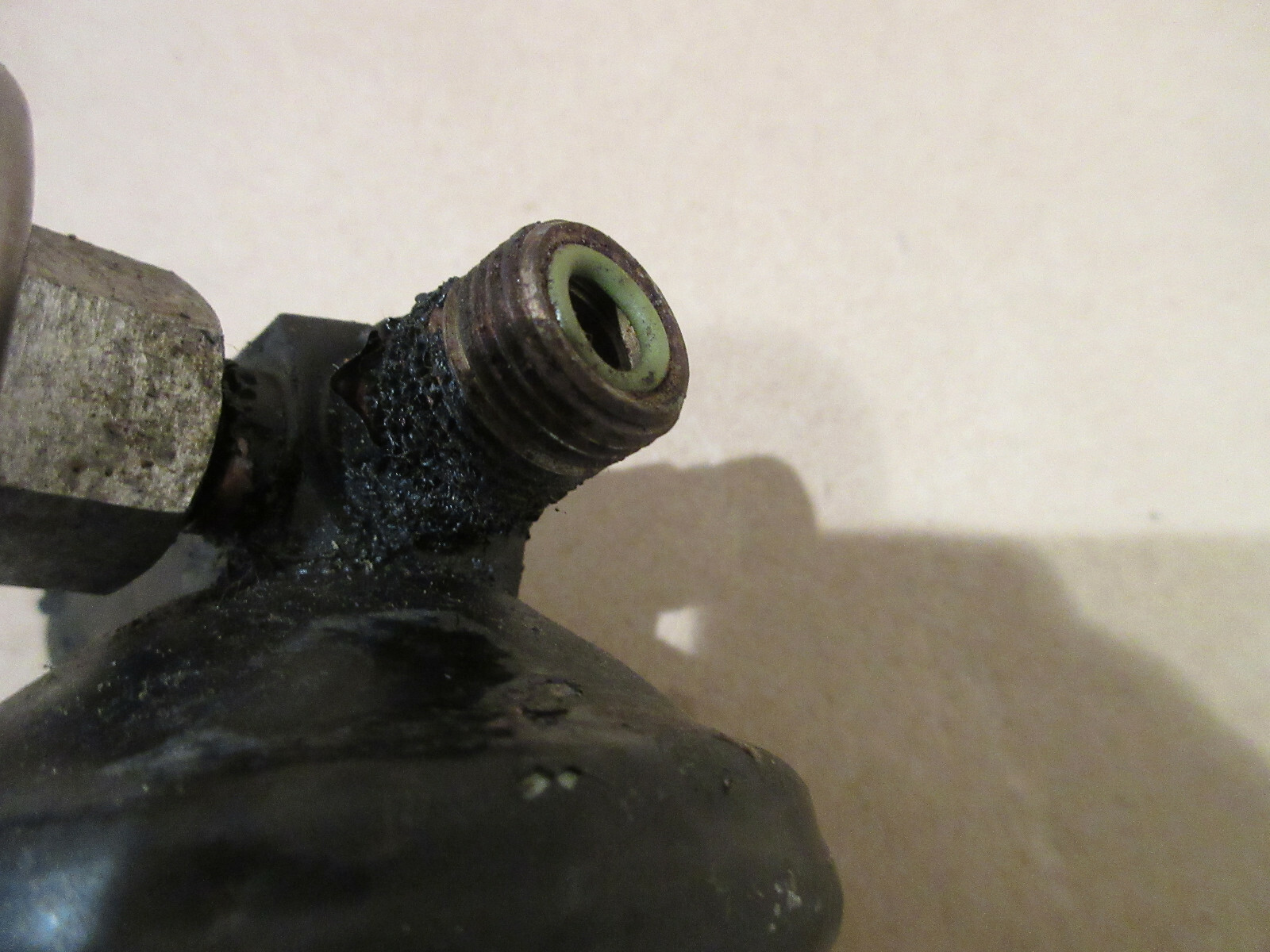 Ferrari 550-575 A/C Dryer Bottle With Pressure Switch P/N 64894200