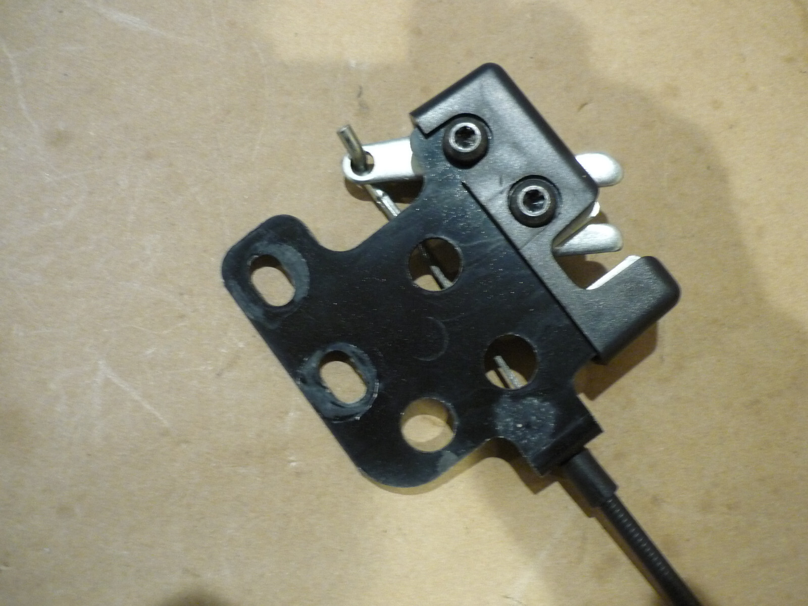 Ferrari California - RH Rear Seat Back Latch With Cable- P/N 82093600