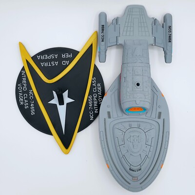 Star Trek USS Voyager NCC-74656 14