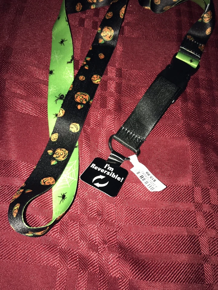 5 значков и шнурков Disney Mickey's Not So Scary Halloween Party 2019 ограниченное издание - Изображение 2 из 4