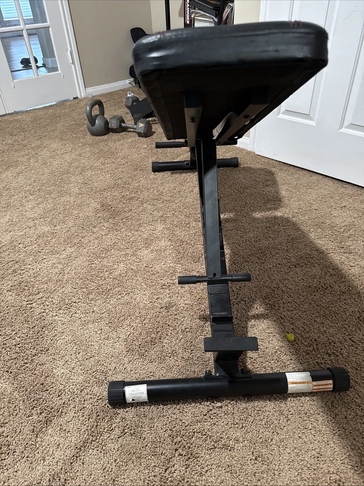 Banco de pesas FID utilitario multiusos plegable con tapa para gimnasio en casa Foto 3 de 4