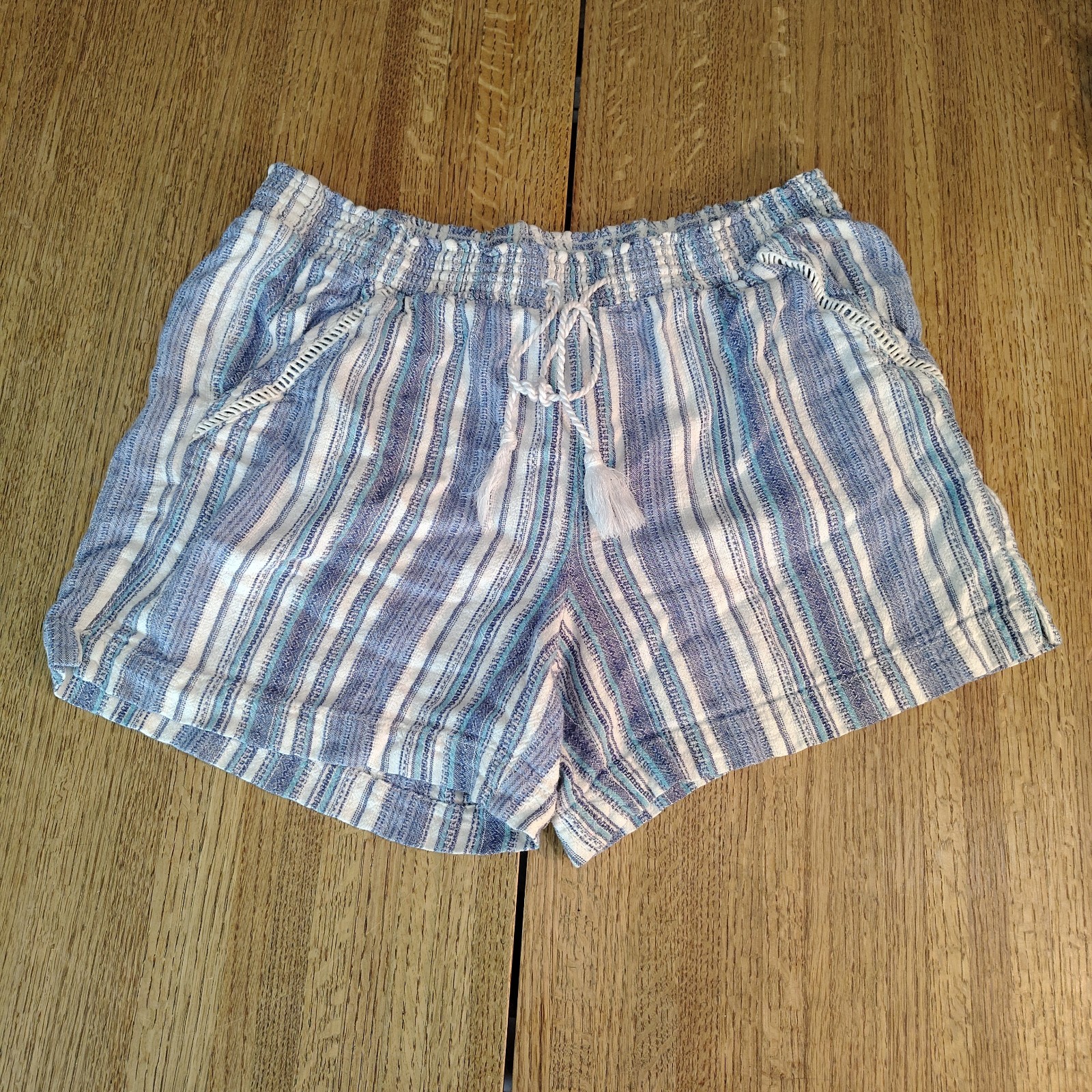 Briggs Women's Size L Blue & White Striped Linen Pull-On Shorts Elastic Waist