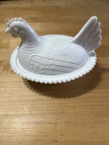 Vintage Indiana Milk Glass Hen On Nest Covered Candy Dish Glass 7.5x5 in