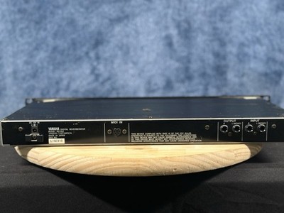 Yamaha REV100 Digital Reverberator Reverb Rack Effects Digital REV