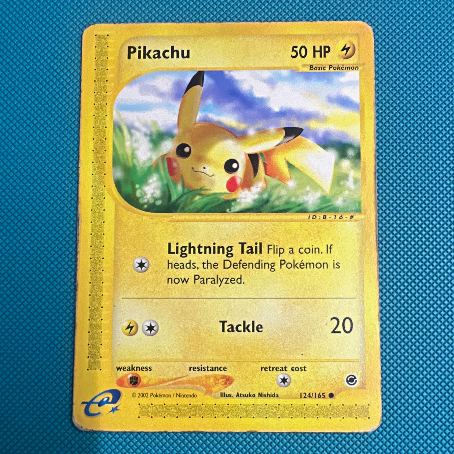 Nintendo Pokemon Pikachu 124/165 Expedition Base Set Reverse Holo 2002 50HP EN