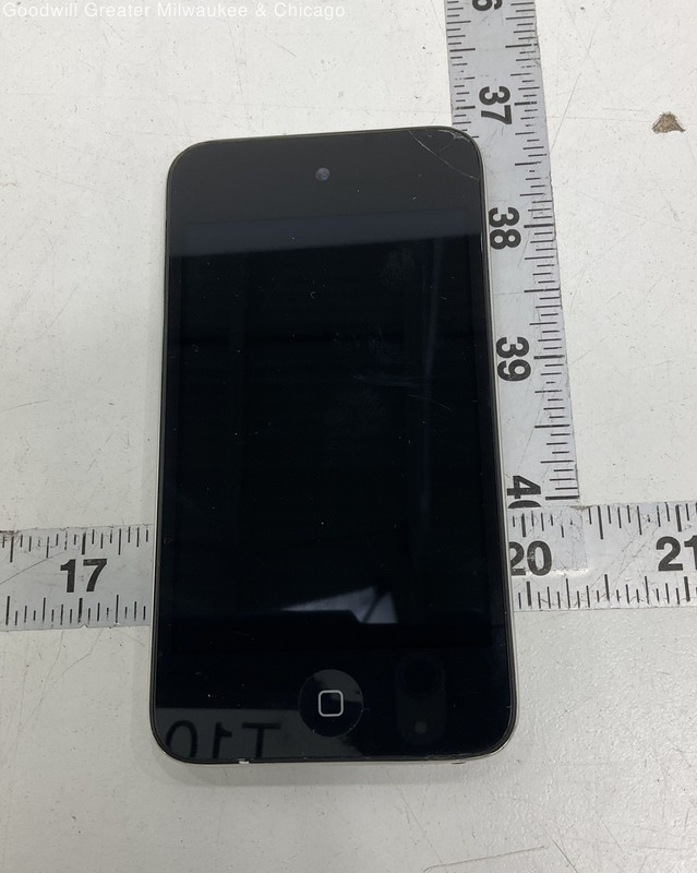 Apple iPod Touch 8GB A1367 4th Gen