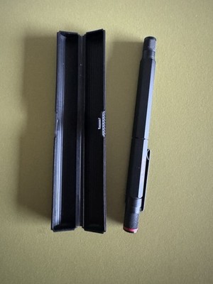 Schwarzer Rotring 600 Füller, Gebraucht ohne Tintenpatrone , mit Pelikan Hülle