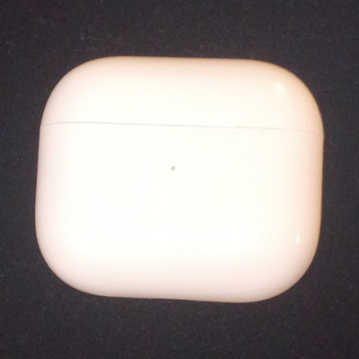 Apple AirPods Pro Charging Cradle White Lightning Connector Plastic Case 3rd Gen