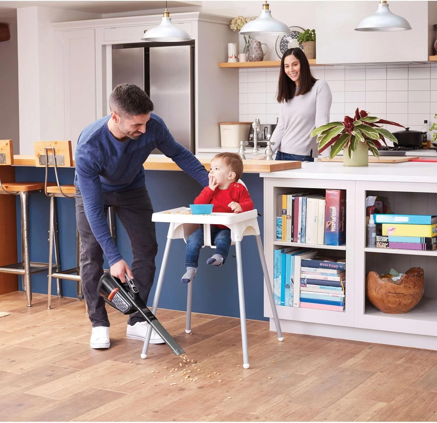 dustbuster QuickClean Cordless Handheld Vacuum, Car Portable - Thumbnail 3