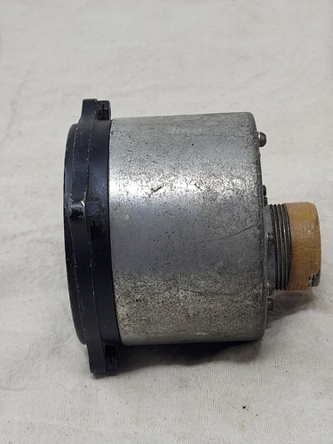General ElectricFuel Quantity Indicator Helldiver US Navy WWII Model 8DJ-4 - Picture 4 of 10
