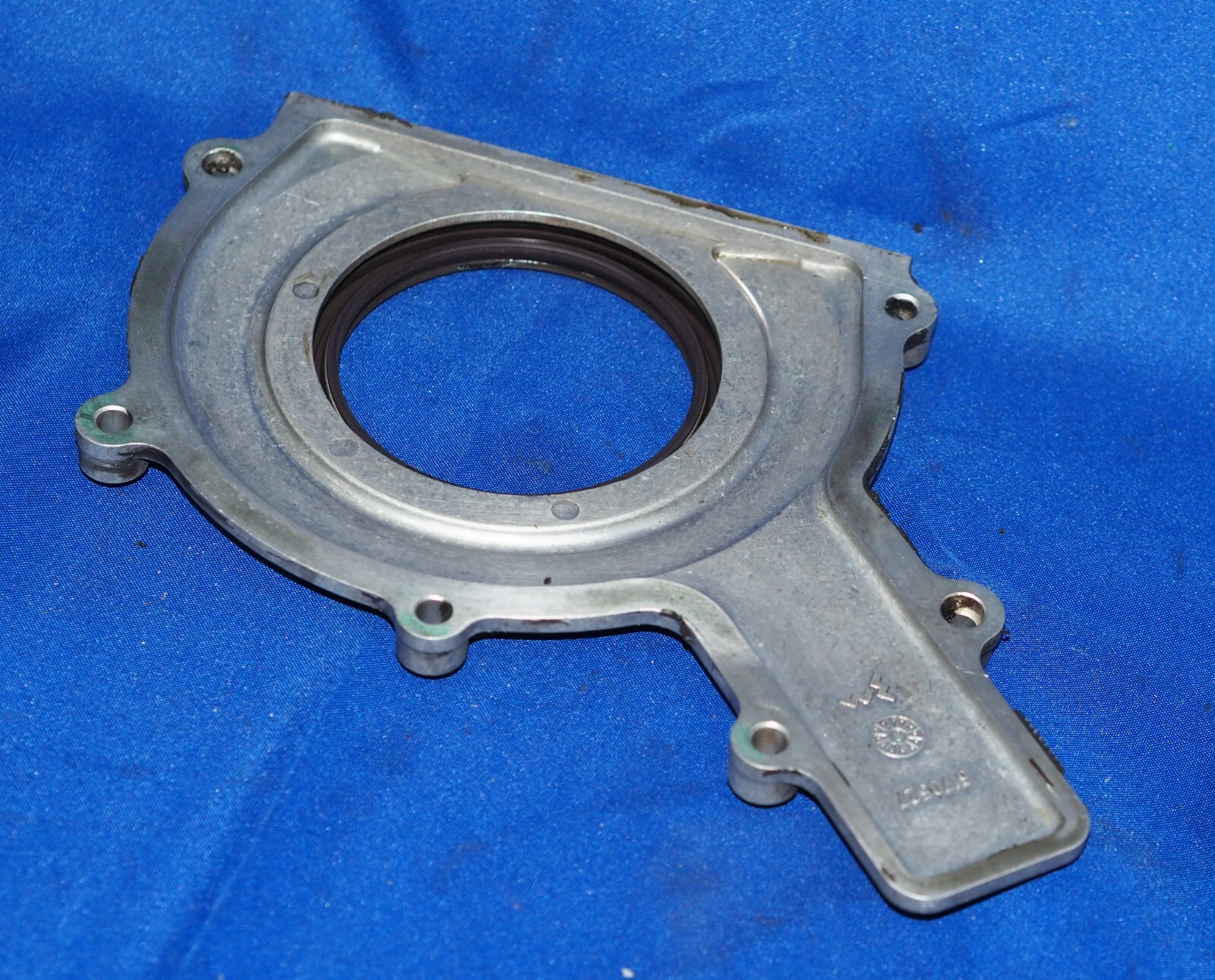 1999-2005 Ferrari 360 3.6L V8 Tipo F131B Engine Rear Main Sealing Cover OEM Nice