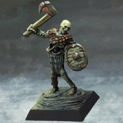 Reaper Dark Heaven Legends 03901 Moorskelett mit Axt & Schild Untoter Krieger