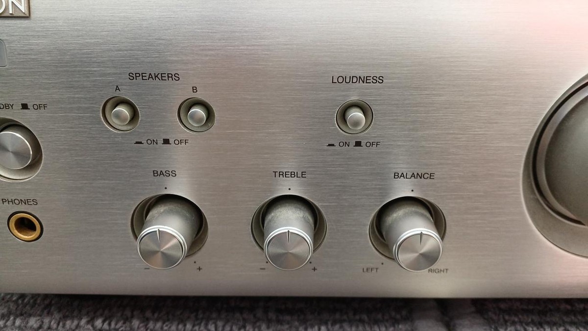 DENON Model PMA-390SE Integrated Amplifier Silver Good