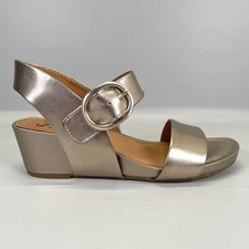 Sofft Vaya Sandals Womens Size 7.5 Metallic Champagne Low Wedge Ankle Strap Shoe
