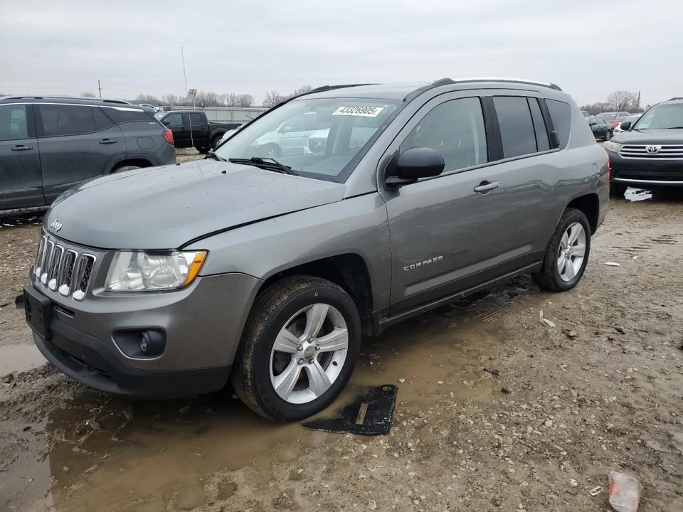 2011-2013 JEEPCOMPASS RH пассажирский правый задний фонарь 5182542AC - Изображение 2 из 4