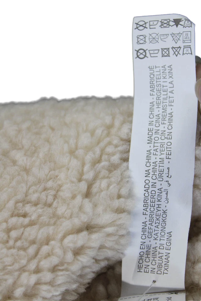 Zara Girls Faux Fur Sherpa Lined Full Zip Puffer Vest Black Size 9-10 - Image 4 of 4