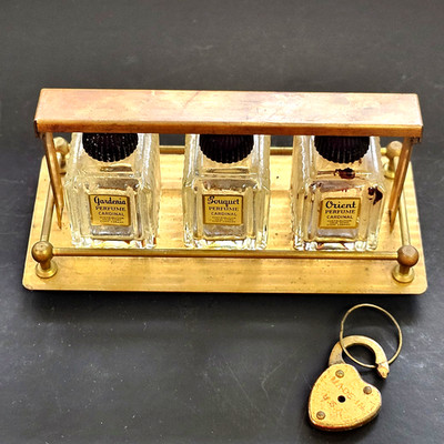 VTG Cardinal NY Art Deco 1930's Mini Perfume Bottles Metal Tray Lock