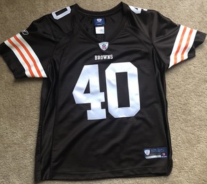 peyton hillis jersey