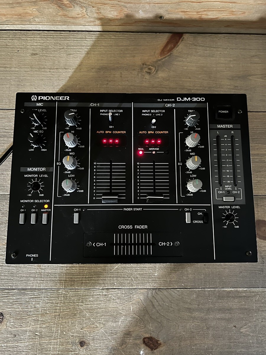 DJ Mixer Pioneer DJM 300 Black for Technics Turntable