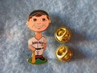 MLB Baseball Pin Bobblehead Boy Boston Red Sox