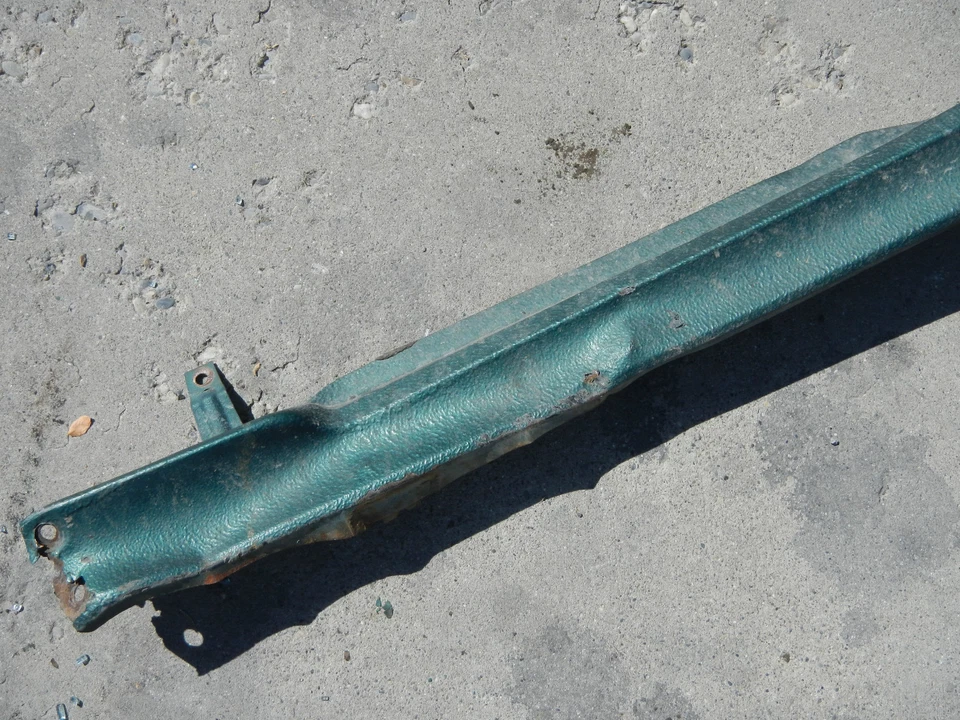 FRONT LOWER VALANCE PANEL 1980 80 NISSAN DATSUN 210 310 BLUEBIRD - Image 4 of 4