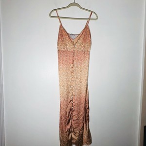 Zara Slip Vestido de mujer medio Melocotón Floral botón frontal | eBay