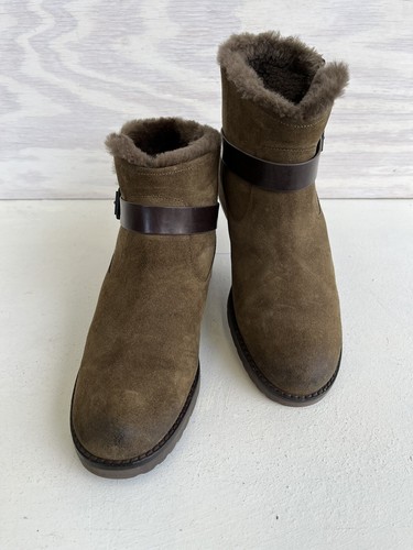 Elie Tahari El-Martini Green Suede Shearling Lined Ankle Boots With Buckle Sz 8 - Picture 4 of 13