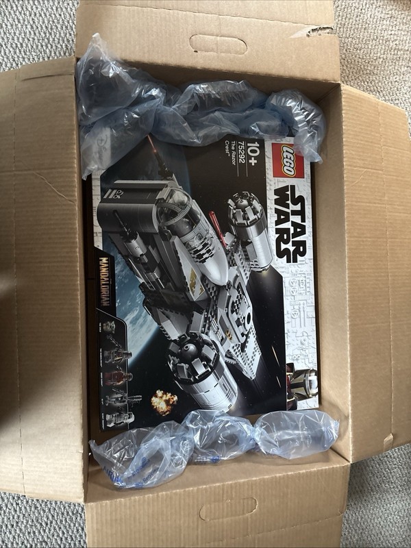LEGO Star Wars the Mandalorian Razor Crest 75292 10+