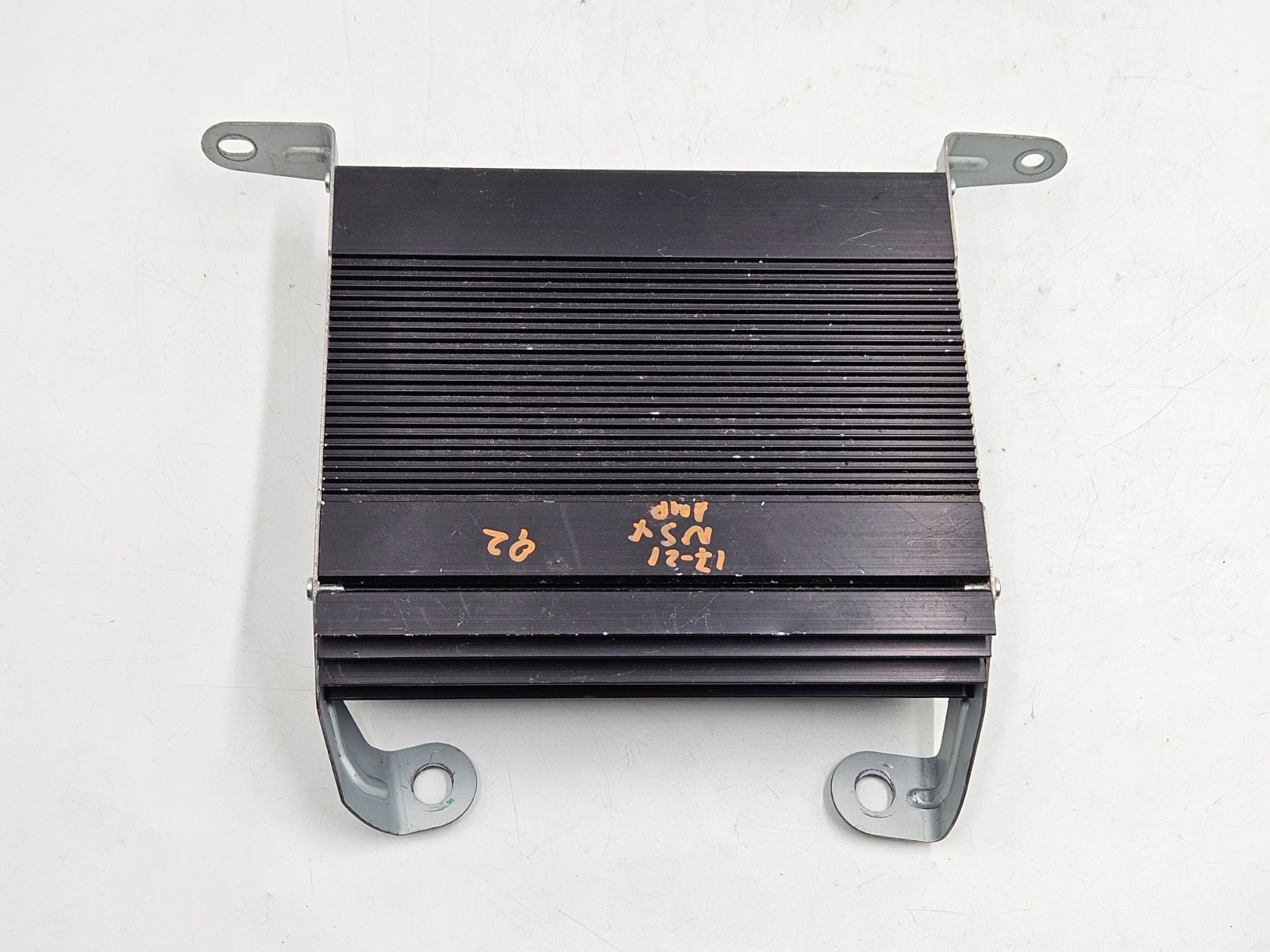 Acura NSX 2017-2021 Amplifier
