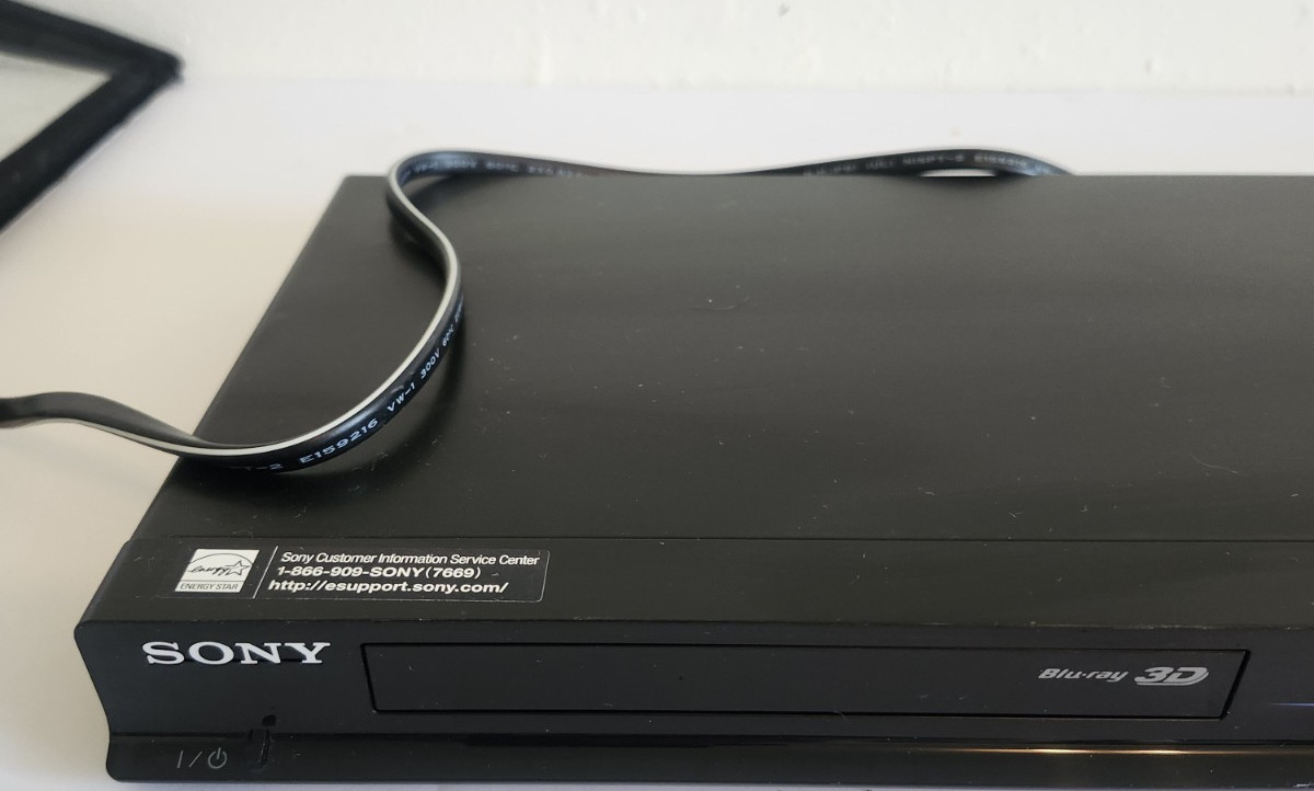Sony BDP-BX58 Blu-ray Player Wi-Fi Blu-ray 3D HDMI DVD CD Black