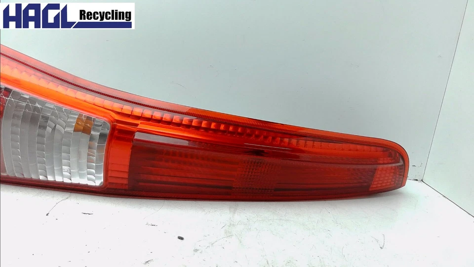 Luce Posteriore Sinistra Daihatsu Cuore 1.0 L2 Berlina - Immagine 3 di 4