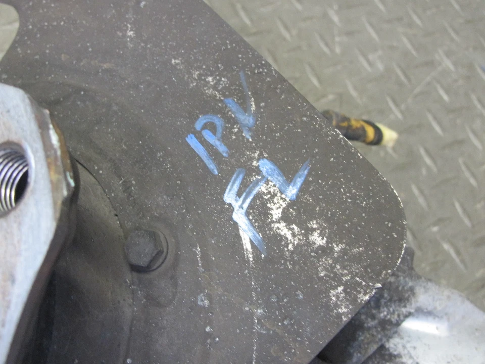 Porsche 911 996 Boxster 1999-2004 tracción trasera eje delantero izquierdo nudillo cubo rueda Foto 2 de 4