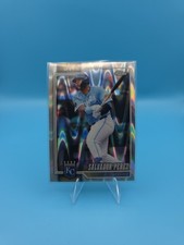 2025 Topps Chrome Raywave Refractor #114 Salvador Perez Kansas City Royals