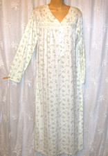 NWT SMALL VTG VANITY FAIR SAGE FLORAL COTTON POLY COZY GRANNY GOWN NIGHTGOWN
