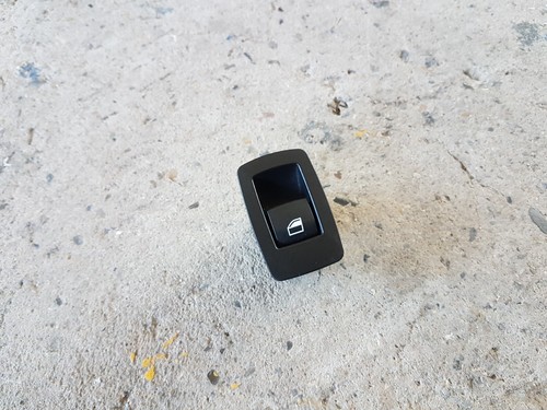 BMW 1er F20 3er F30 F31 F34 Schalter Fensterheber hinten schwarz 9208106