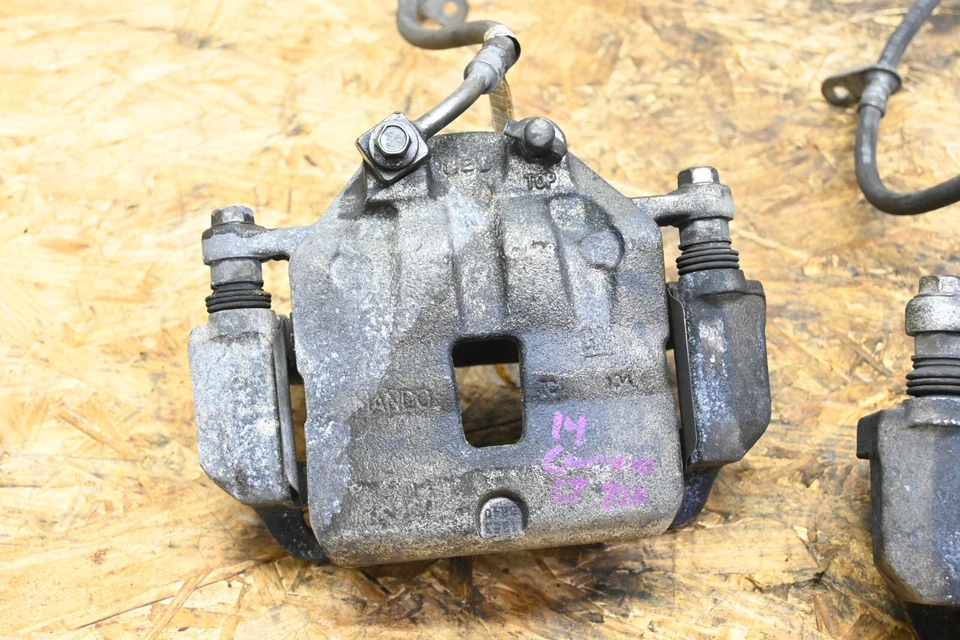 Juego de pinzas de freno mando delanteras izquierda y derecha 10-15 Chevy Camaro 3,6 L OEM 81 k Foto 4 de 4