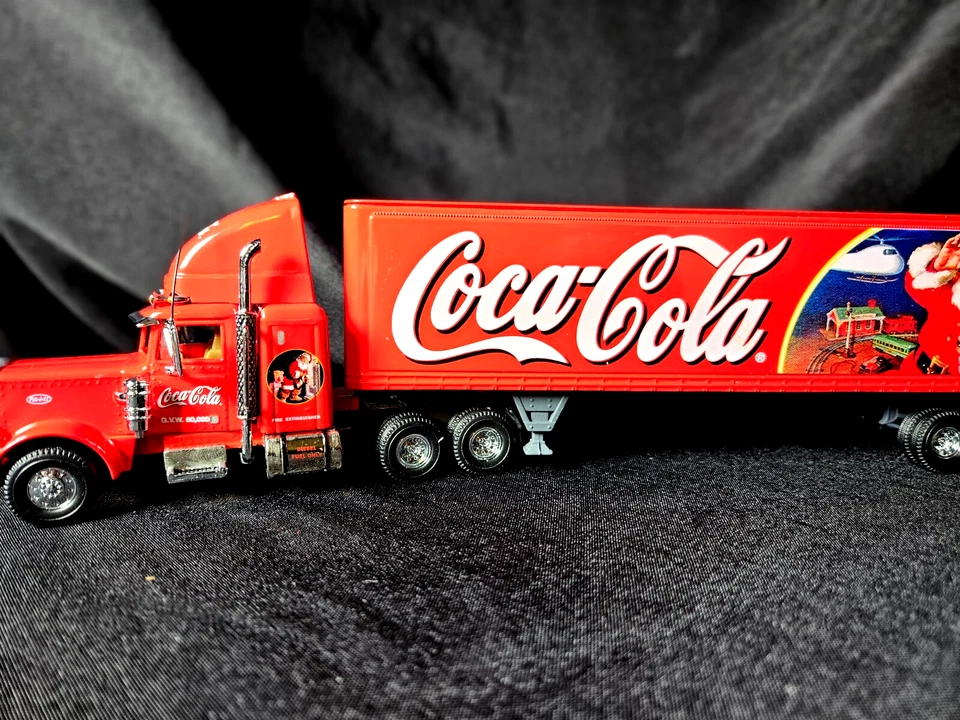 Matchbox Peterbilt Coca-Cola Holiday 1:50 Scale Inv. #1708 - Image 2 of 4