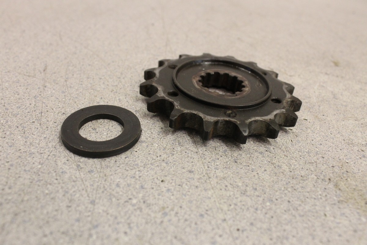 1993 Kawasaki Ninja ZX6 ZX600D FRONT SPROCKET DRIVE HUB ZX 6 ZZR
