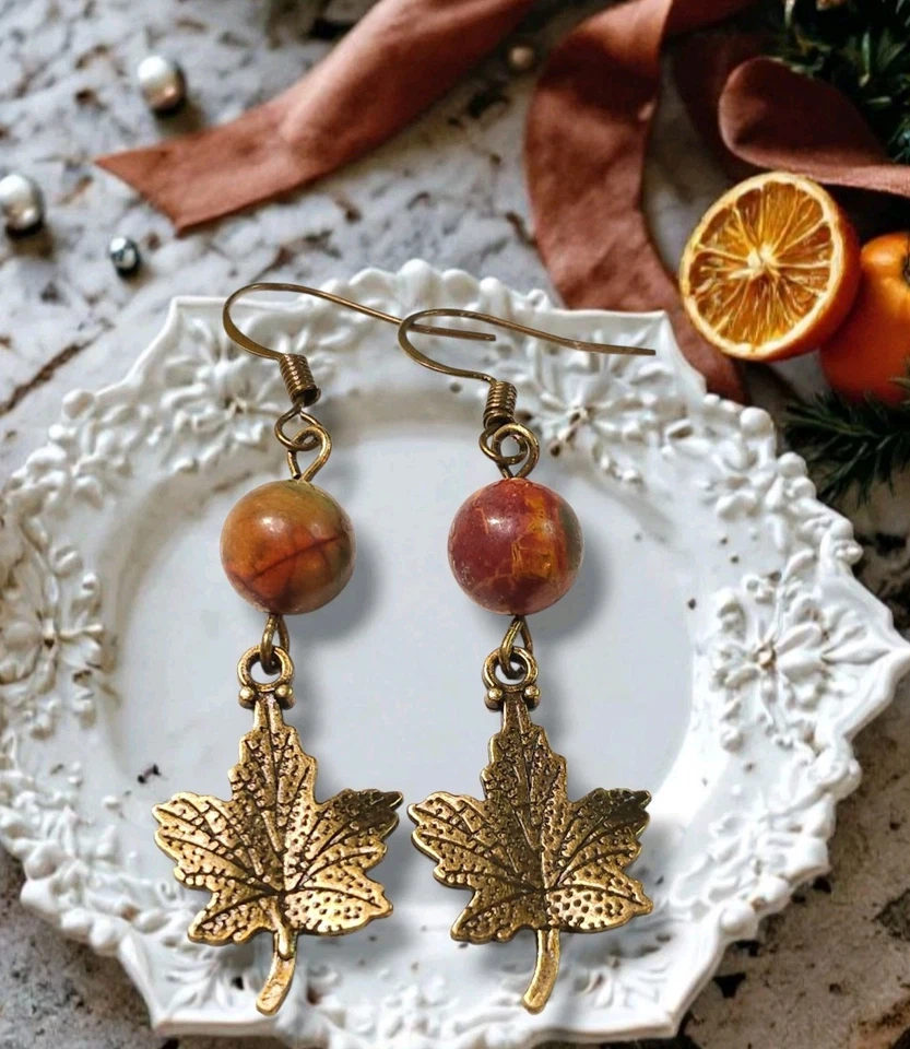 Pendientes de piedras preciosas de jaspe Picasso • Hoja de arce rústico • Ganchos de bronce antiguos boho Foto 3 de 4