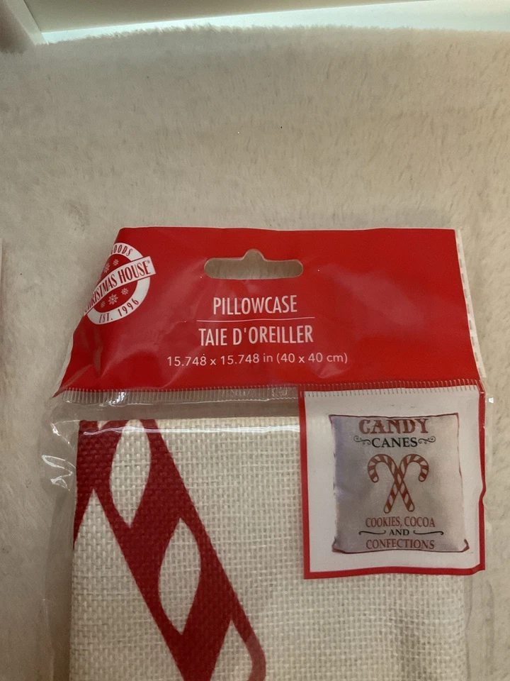 JUEGO DE 2 FUNDAS DE ALMOHADA NAVIDEÑAS ROJAS Y CREMA 15 X15 PULGADAS NUEVAS Foto 4 de 4