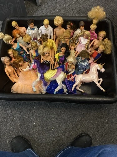 1960 Vintage (lot) Barbies and Ken Dolls W clothes and accessories 25 dolls etc.